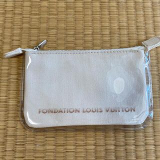 ルイヴィトン(LOUIS VUITTON)のfondation Louis Vuitton ポーチ(ポーチ)