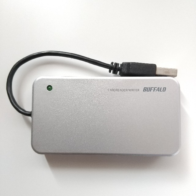 Buffalo(バッファロー)のカードリーダー/ライター BUFFALO BSCRA47U2SV バッファロー スマホ/家電/カメラのPC/タブレット(PC周辺機器)の商品写真