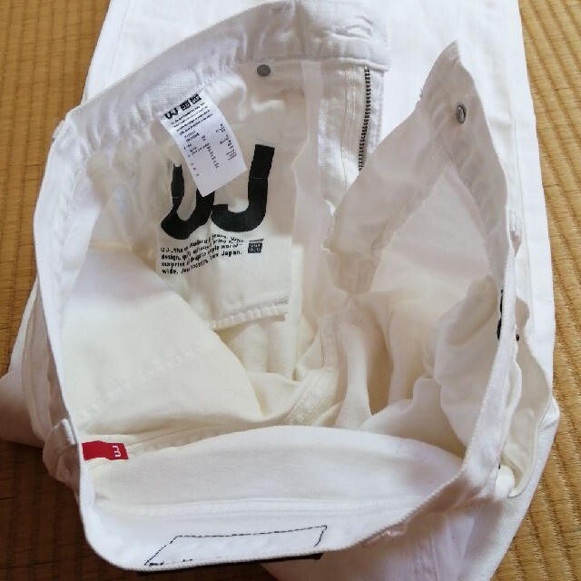 UNIQLO(ユニクロ)のジーンズ　白 メンズのパンツ(デニム/ジーンズ)の商品写真