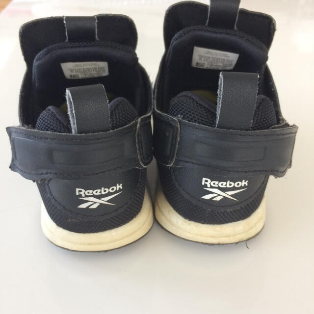 Reebok(リーボック)のReebok リーボック ポンプフューリースニーカー　ベビーキッズ　 キッズ/ベビー/マタニティのベビー靴/シューズ(~14cm)(スニーカー)の商品写真