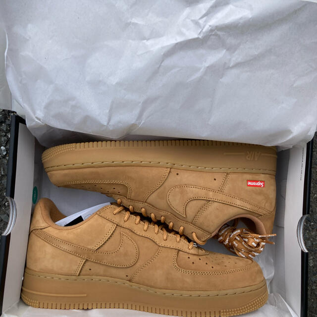 Supreme × Nike Air Force 1 LowFlax/Wheat