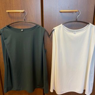 ユニクロ(UNIQLO)のユニクロ　クレープジャージーT(ノースリーブ)2枚セット(シャツ/ブラウス(半袖/袖なし))