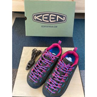 キーン(KEEN)の【美品】キーン　ジャスパー(登山用品)