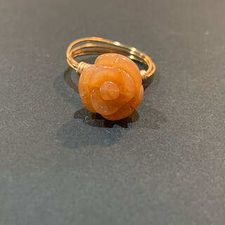 天然石 バラ彫り ワイヤーリング オレンジアベンチュリン(リング)