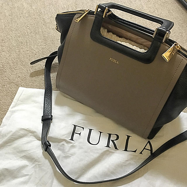 Furla(フルラ)の最終値下げ❤︎美品❤︎FURLA❤︎フルラ❤︎レザー2way レディースのバッグ(ショルダーバッグ)の商品写真