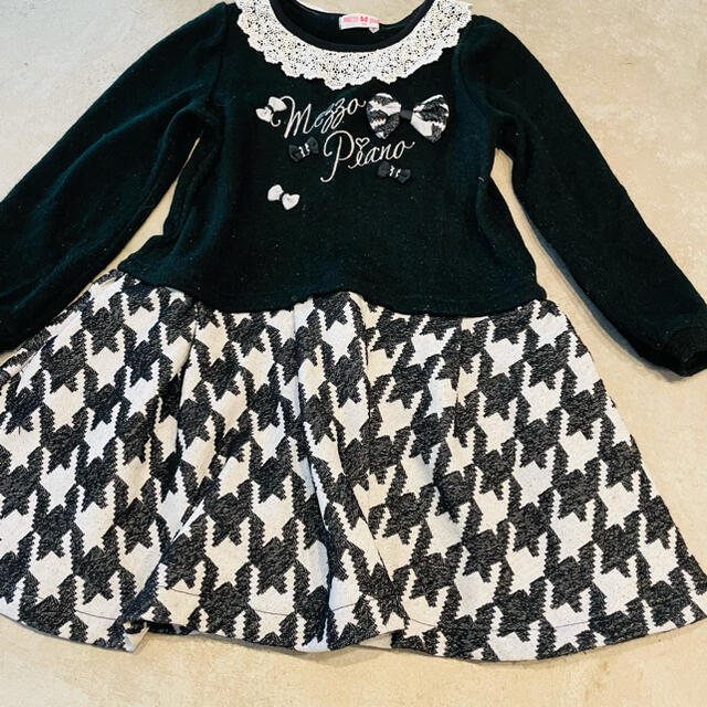 mezzo piano(メゾピアノ)のmezzo piano リボン柄ワンピース黒 キッズ/ベビー/マタニティのキッズ服女の子用(90cm~)(ワンピース)の商品写真