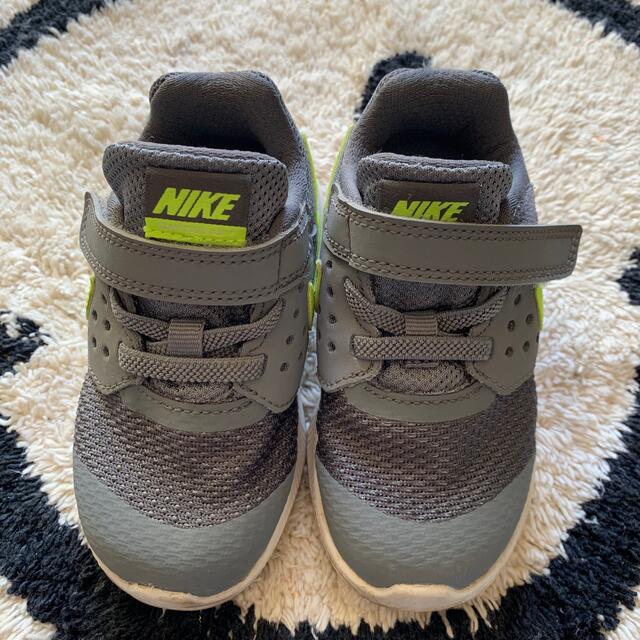 NIKE(ナイキ)の 中古SALE！NIKE キッズ靴 キッズ/ベビー/マタニティのベビー靴/シューズ(~14cm)(スニーカー)の商品写真