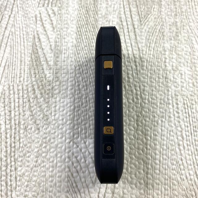 IQOS(アイコス)のA7728番 アイコス２.４plus 本体 チャージャー 紺色　ネイビー メンズのファッション小物(タバコグッズ)の商品写真