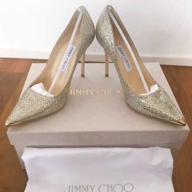 JIMMY CHOO(ジミーチュウ)の【本物・美品】ジミーチュウ キラキラ パンプス レディースの靴/シューズ(ハイヒール/パンプス)の商品写真