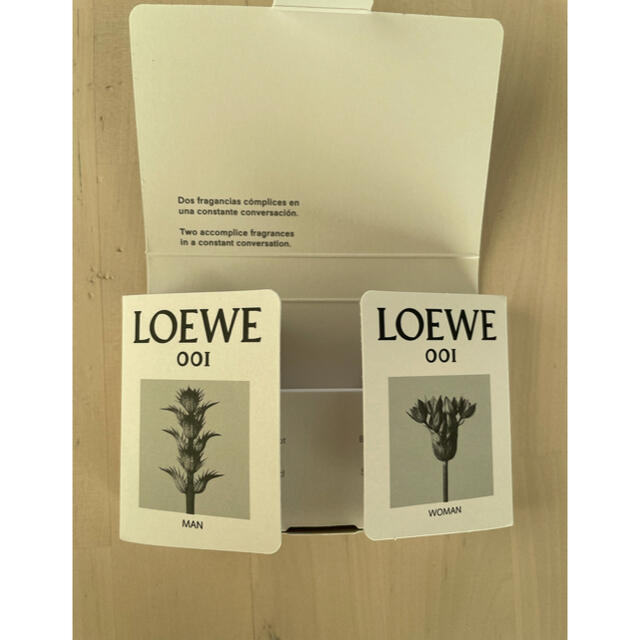 LOEWE(ロエベ)のLOEWE 香水サンプル コスメ/美容のキット/セット(サンプル/トライアルキット)の商品写真