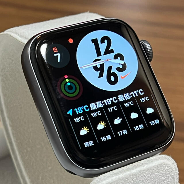 Apple Watch Series4 GPS Nike アルミ 44mm