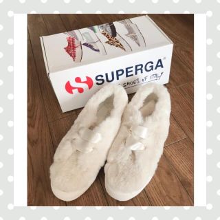 スペルガ(SUPERGA)の【お値下げ】superga  ファースニーカーホワイトクリーム37レディース(スニーカー)