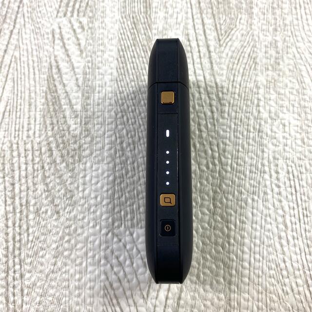 IQOS(アイコス)のA7733番 アイコス２.４plus 本体 チャージャー 紺色　ネイビー メンズのファッション小物(タバコグッズ)の商品写真