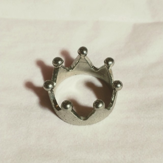 王冠 リング 指輪 シルバー アクセサリー レディースのアクセサリー(リング(指輪))の商品写真