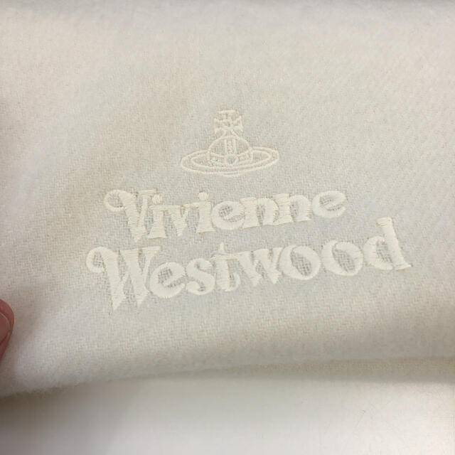 Vivienne Westwood(ヴィヴィアンウエストウッド)の新品 Vivienne Westwood ウール マフラー(30×180cm) レディースのファッション小物(マフラー/ショール)の商品写真