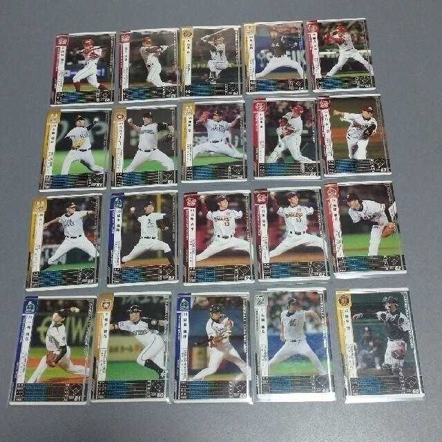 KONAMI(コナミ)のベースボールヒーローズカード82枚 エンタメ/ホビーのタレントグッズ(スポーツ選手)の商品写真
