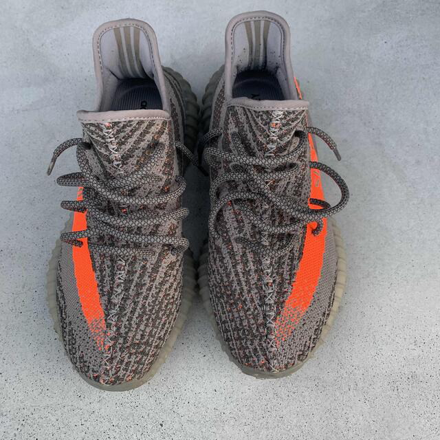 adidas(アディダス)のyeezyboost v2 ベルーガ　26.5 メンズの靴/シューズ(スニーカー)の商品写真