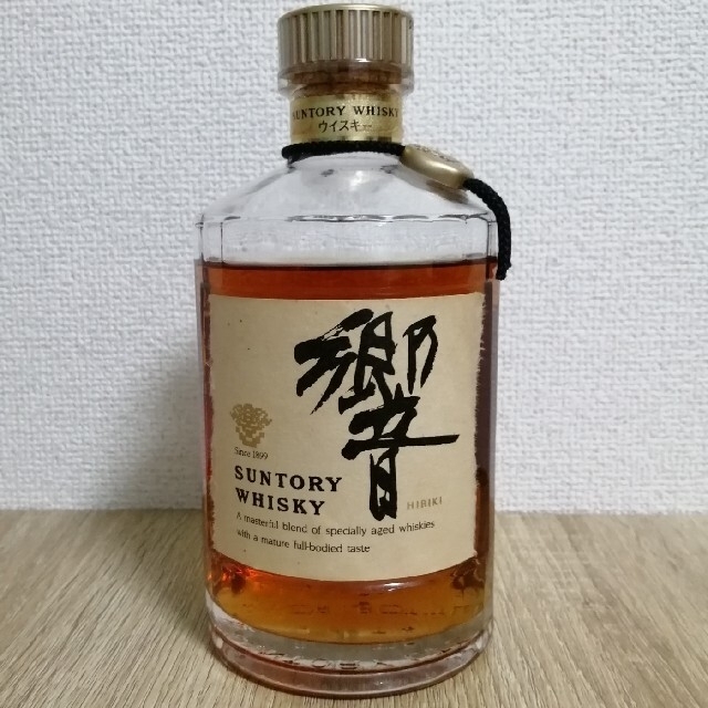 響 ( 旧17年 )24面カットキャップ　700ml43%　未開栓箱無②