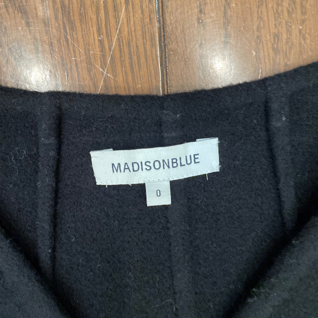 MADISONBLUE(マディソンブルー)のマディソンブルー　ポンチョ レディースのジャケット/アウター(ポンチョ)の商品写真