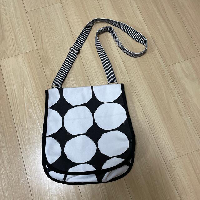 marimekko(マリメッコ)のマリメッコキャンバス生地　ショルダーバッグ　ハンドメイド ハンドメイドのファッション小物(バッグ)の商品写真