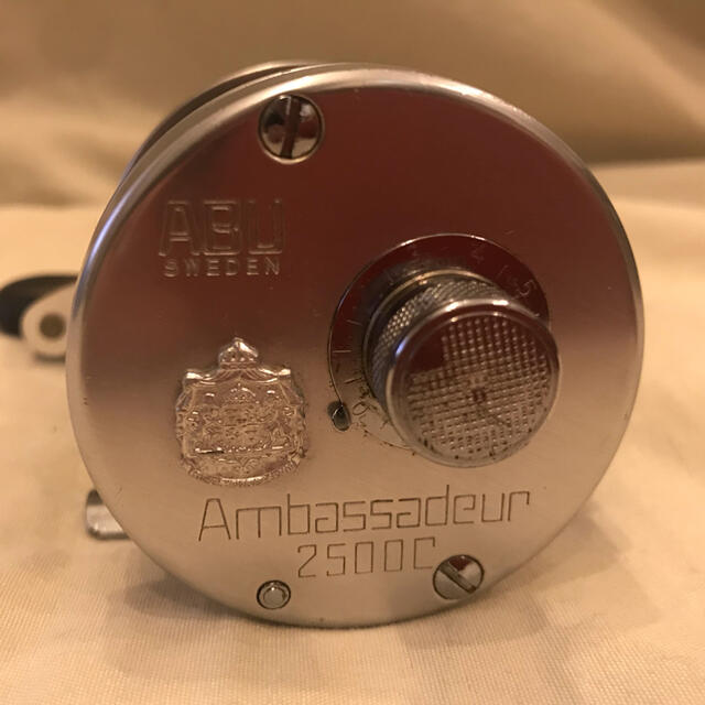 ABUS(アバス)のAmbassadeur 2500C  アンバサダー スポーツ/アウトドアのフィッシング(リール)の商品写真