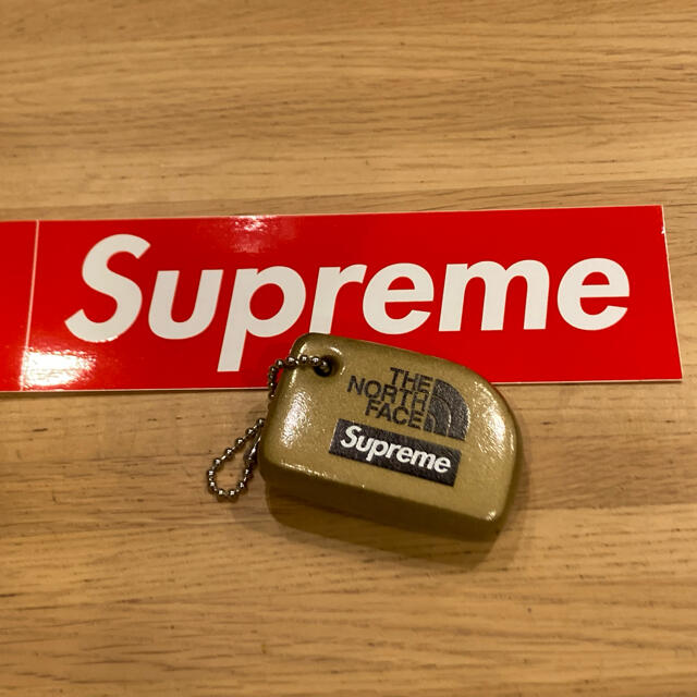 Supreme(シュプリーム)のSupreme /The North Face  キーチェーン　キーホルダー メンズのファッション小物(キーホルダー)の商品写真