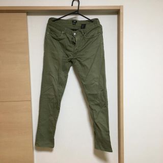 エイチアンドエム(H&M)のH&M チノパン　カーキ　Sサイズ　スリムフィット(チノパン)