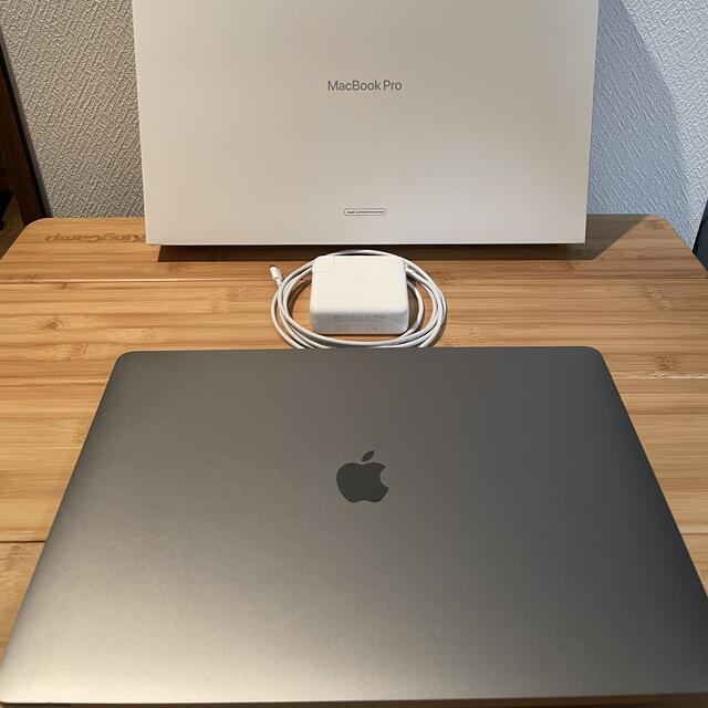 Mac (Apple)(マック)のMacBook Pro 16インチ 2019 スマホ/家電/カメラのPC/タブレット(ノートPC)の商品写真