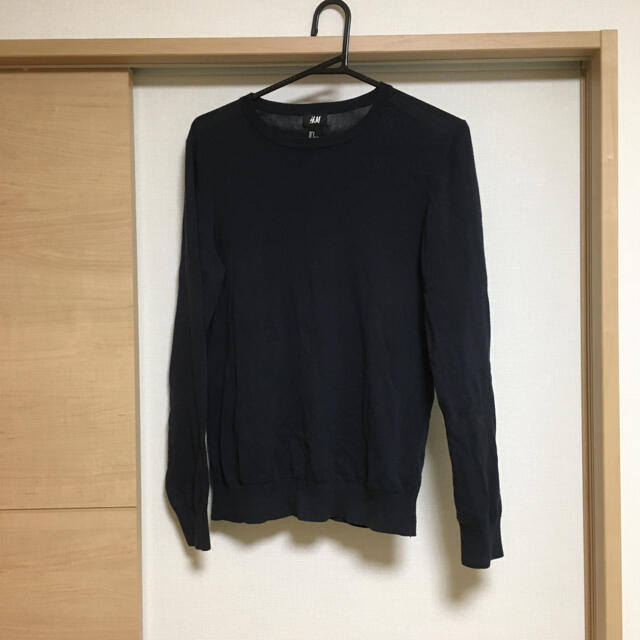 H&M(エイチアンドエム)のH&M ニット セーター　ネイビー メンズのトップス(ニット/セーター)の商品写真