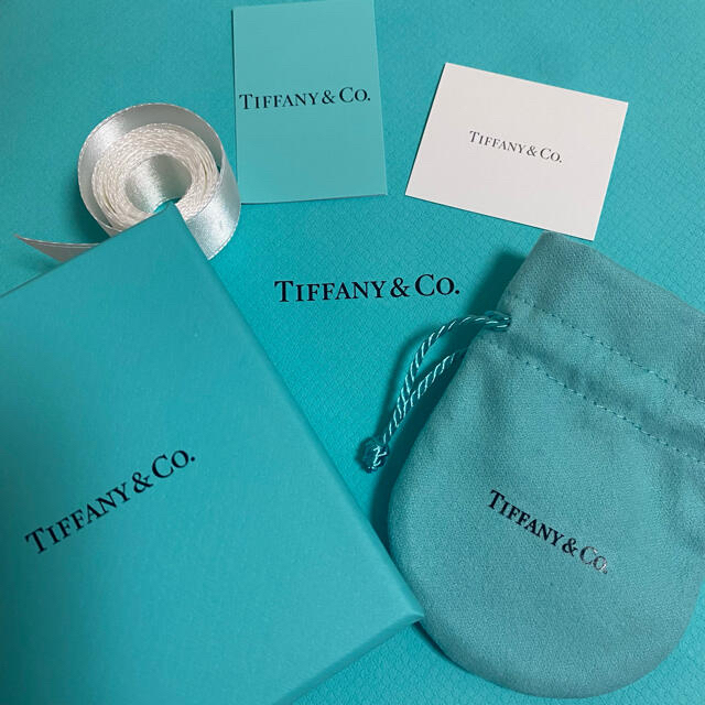 Tiffany & Co.(ティファニー)のTiffany オープンハート　フープピアス レディースのアクセサリー(ピアス)の商品写真