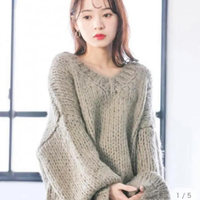 SM2(サマンサモスモス)のisn’t she v-neck zakkuri knit 新品タグ付き レディースのトップス(ニット/セーター)の商品写真