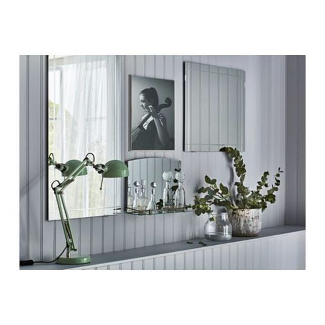 【IKEA】EIDSA ミラー 48x60 cm インテリア/住まい/日用品のインテリア小物(壁掛けミラー)の商品写真
