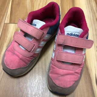 アディダス 花柄 キッズスニーカー 子供靴 の通販 16点 Adidasのキッズ ベビー マタニティを買うならラクマ