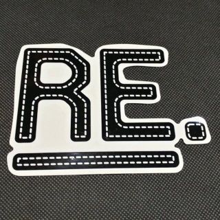 REVOLT リボルト ステッカー【Re LOGO SHEET】黒14×11cｍ(その他)