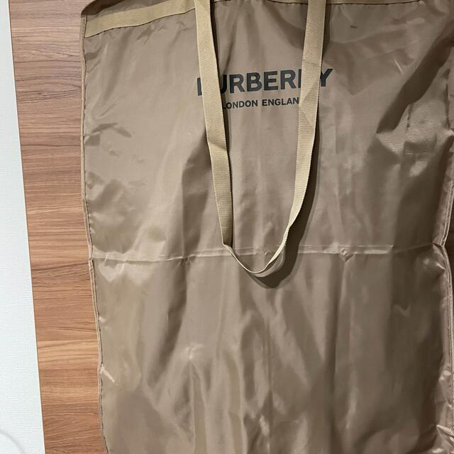 BURBERRY(バーバリー)のバーバリー　マウンテンパーカー　レア メンズのジャケット/アウター(ナイロンジャケット)の商品写真