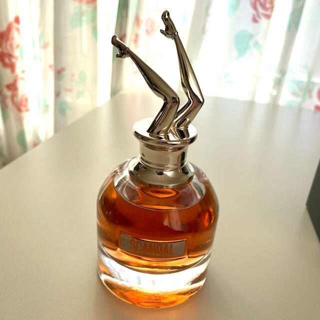 Jean-Paul GAULTIER(ジャンポールゴルチエ)のスキャンダル ジャンポールゴルチエ 香水 50ml コスメ/美容の香水(香水(女性用))の商品写真