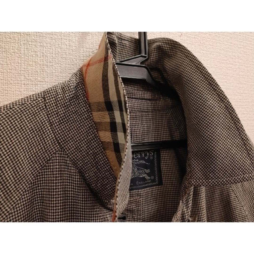 BURBERRY(バーバリー)の「送料込」英国製  バーバリートレンチコート レディースのジャケット/アウター(トレンチコート)の商品写真