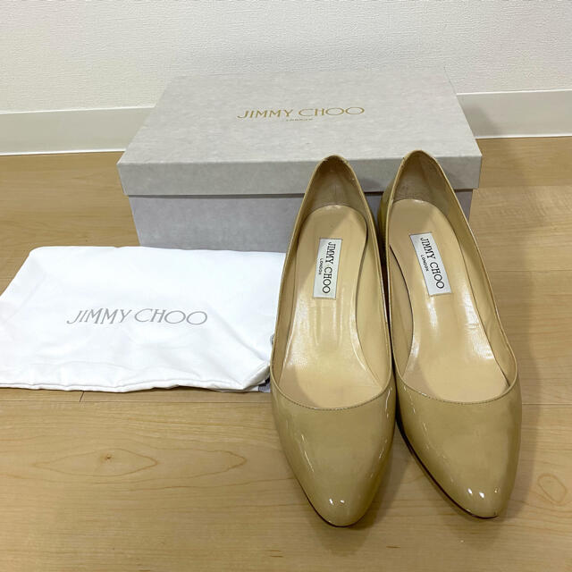 JIMMY CHOO(ジミーチュウ)のJIMMY CHOO  ジミーチュウ　ベージュ パンプス 39H レディースの靴/シューズ(ハイヒール/パンプス)の商品写真