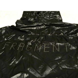 フラグメント(FRAGMENT)のFRAGMENT PACKABLE HOODIE ブラック(マウンテンパーカー)