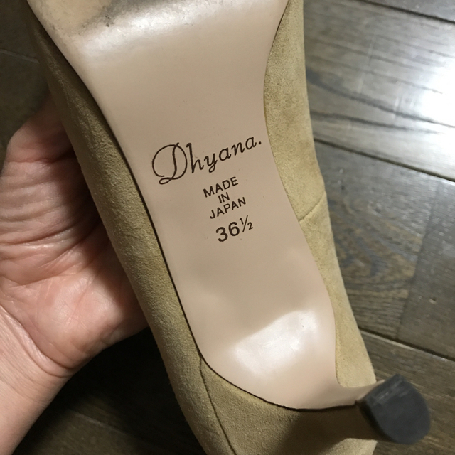 Dhyana(ディアーナ)のDhyana 7cmヒール スエードパンプス 23 レディースの靴/シューズ(ハイヒール/パンプス)の商品写真