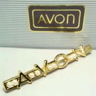 エイボン(AVON)のAVON ロゴパールブローチ☆30TH (ブローチ/コサージュ)