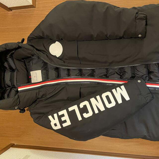 ブラックフライデー値下げ美品!!MONCLER CHARNIERダウンジャケット