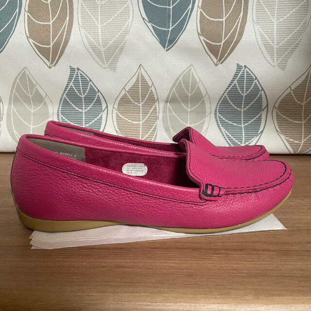 ROCKPORT(ロックポート)のROCKPORT 発色の良いピンクモカシン レディースの靴/シューズ(スリッポン/モカシン)の商品写真
