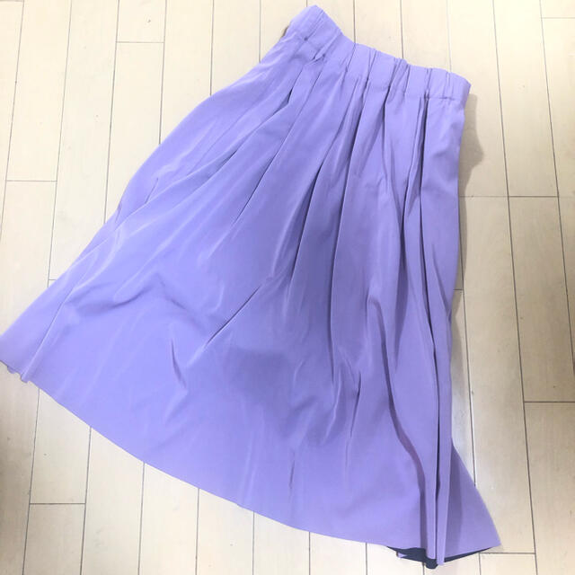 Andemiu(アンデミュウ)のアンデミュウ　リバーシブルスカート　ネイビー　ラベンダー レディースのスカート(ロングスカート)の商品写真