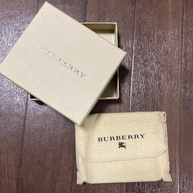 BURBERRY(バーバリー)のバーバリー　空箱　から箱　布袋　カード付き　財布用　二つ折り財布 レディースのバッグ(ショップ袋)の商品写真