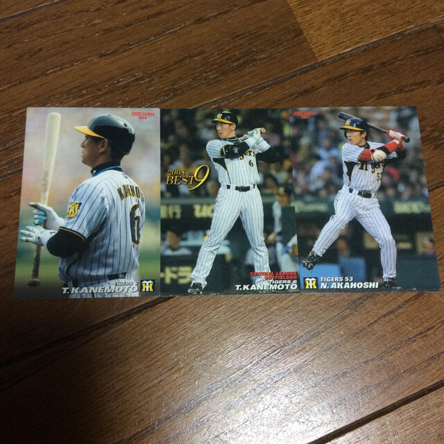 カルビー(カルビー)のカルビー プロ野球カード 阪神　✴︎ エンタメ/ホビーのトレーディングカード(シングルカード)の商品写真