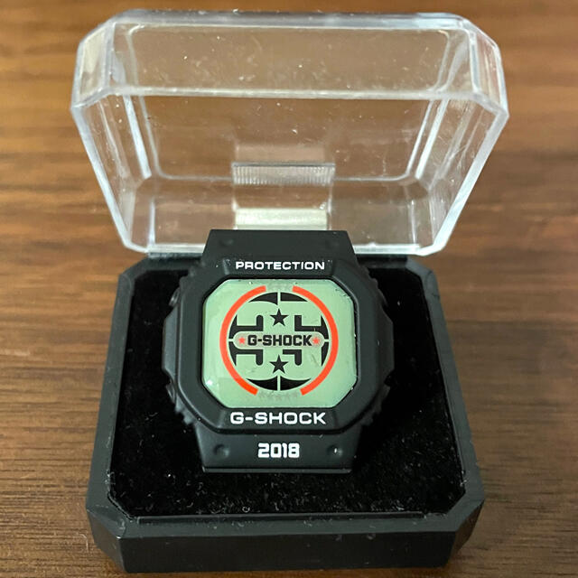 CASIO(カシオ)のG-SHOCK35周年記念ピンバッジ  未使用非売品 エンタメ/ホビーのアニメグッズ(バッジ/ピンバッジ)の商品写真