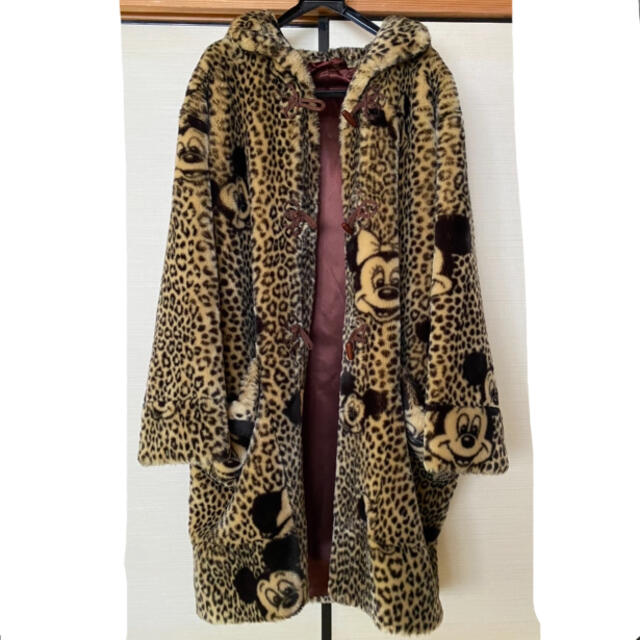 Disney(ディズニー)のDisney ファーコート レディースのジャケット/アウター(毛皮/ファーコート)の商品写真