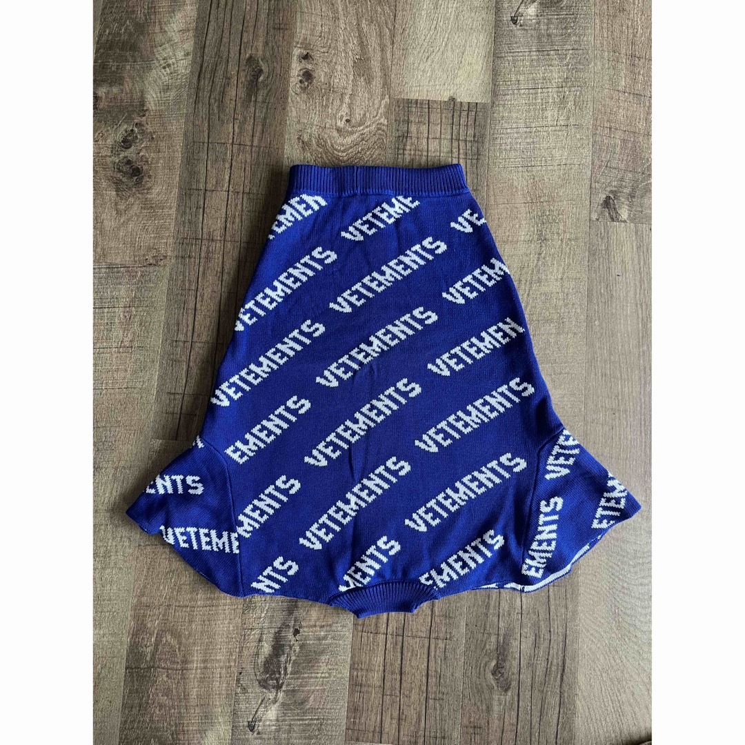 Balenciaga(バレンシアガ)の今週末まで限定最終値下げ‼️vetements logo knit skirt レディースのスカート(ひざ丈スカート)の商品写真