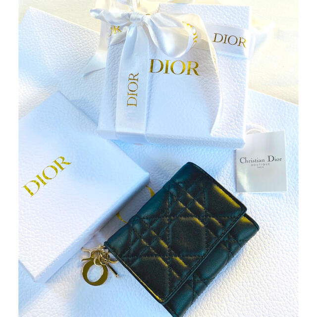Dior ディオール♡LADY DIOR ロータスウォレット ミニ財布 三つ折り